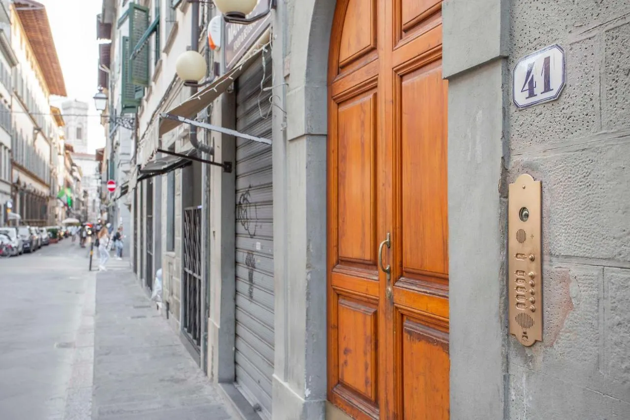 Studio Apartment Accademia Florence